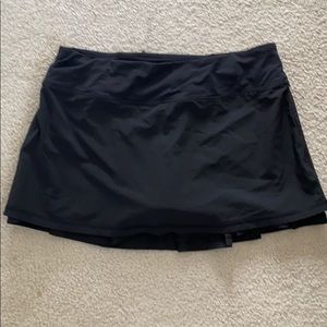 Black Lululemon skirt with built-in shorts